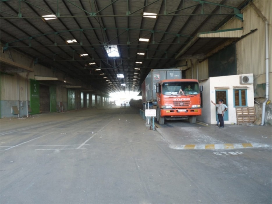 J1A 仓库 – 物流中心