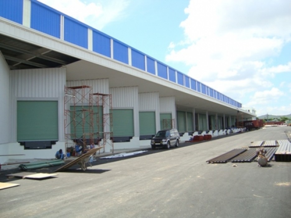 J1B 商店 – 物流中心