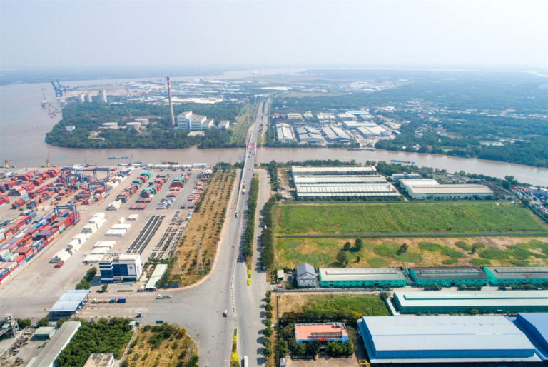 Which opportunities is for industrial real estate in 2020?