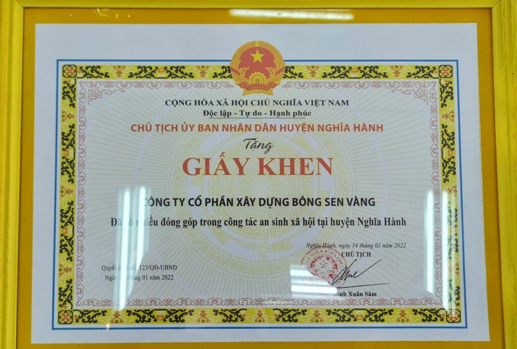 Golden Lotus Construction đồng hành cùng học bổng “Thắp sáng ước mơ thanh, thiếu nhi Quảng Ngãi"