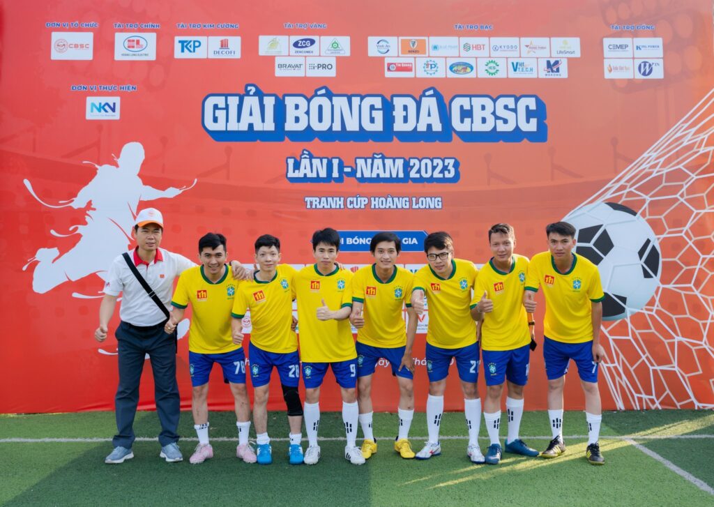 金莲荣获CBSC建筑、钢结构、机电行业足球锦标赛冠军