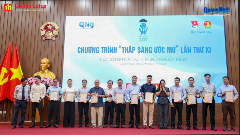 Golden Lotus Group đồng hành cùng Quỹ học bổng Thắp sáng Ước mơ tại Quảng Ngãi