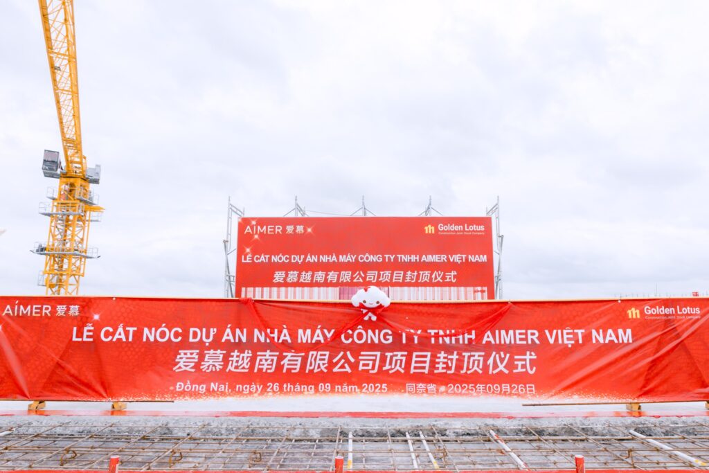 LỄ CẤT NÓC DỰ ÁN NHÀ MÁY AIMER VIỆT NAM