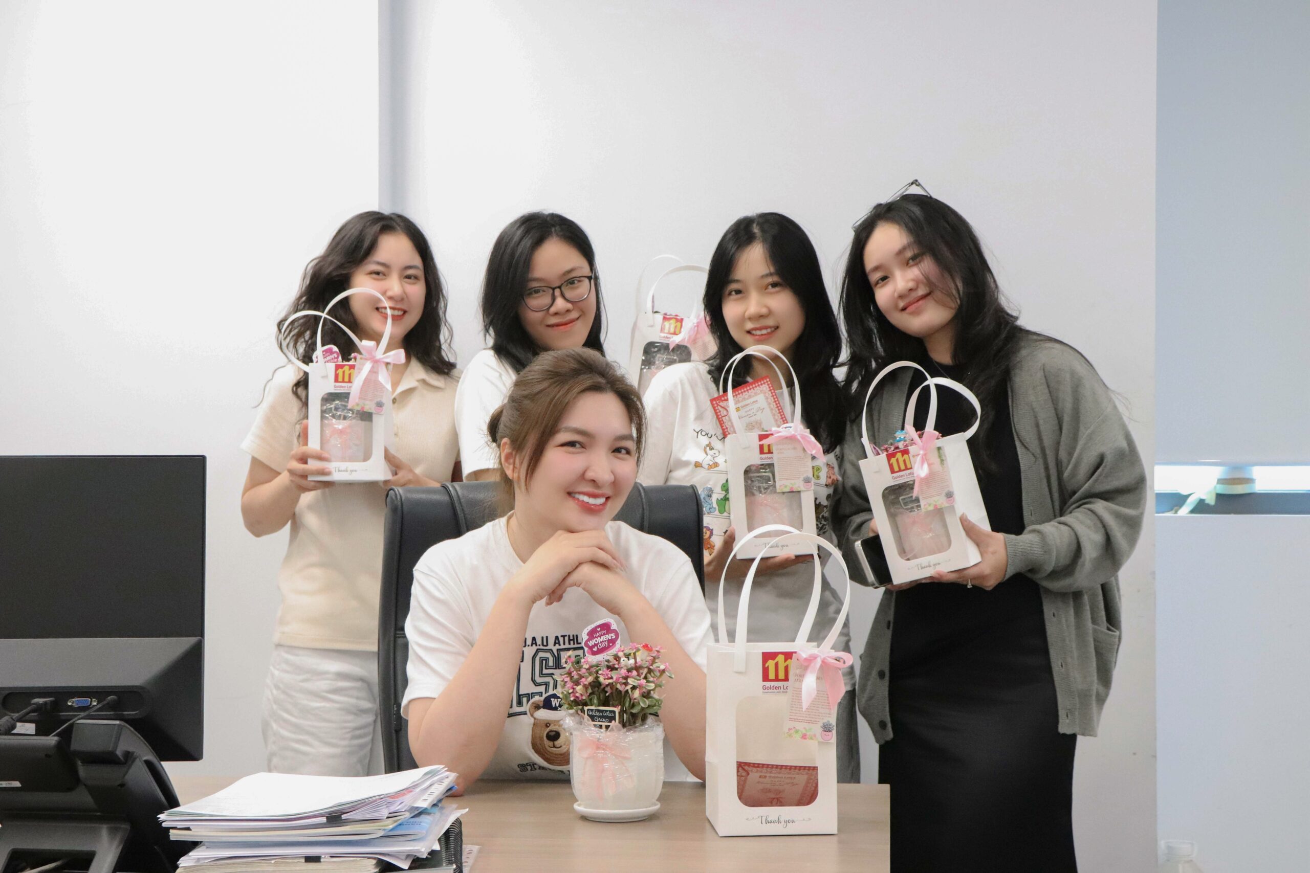 Golden Lotus Construction chúc mừng Ngày Quốc tế Phụ nữ 8/3